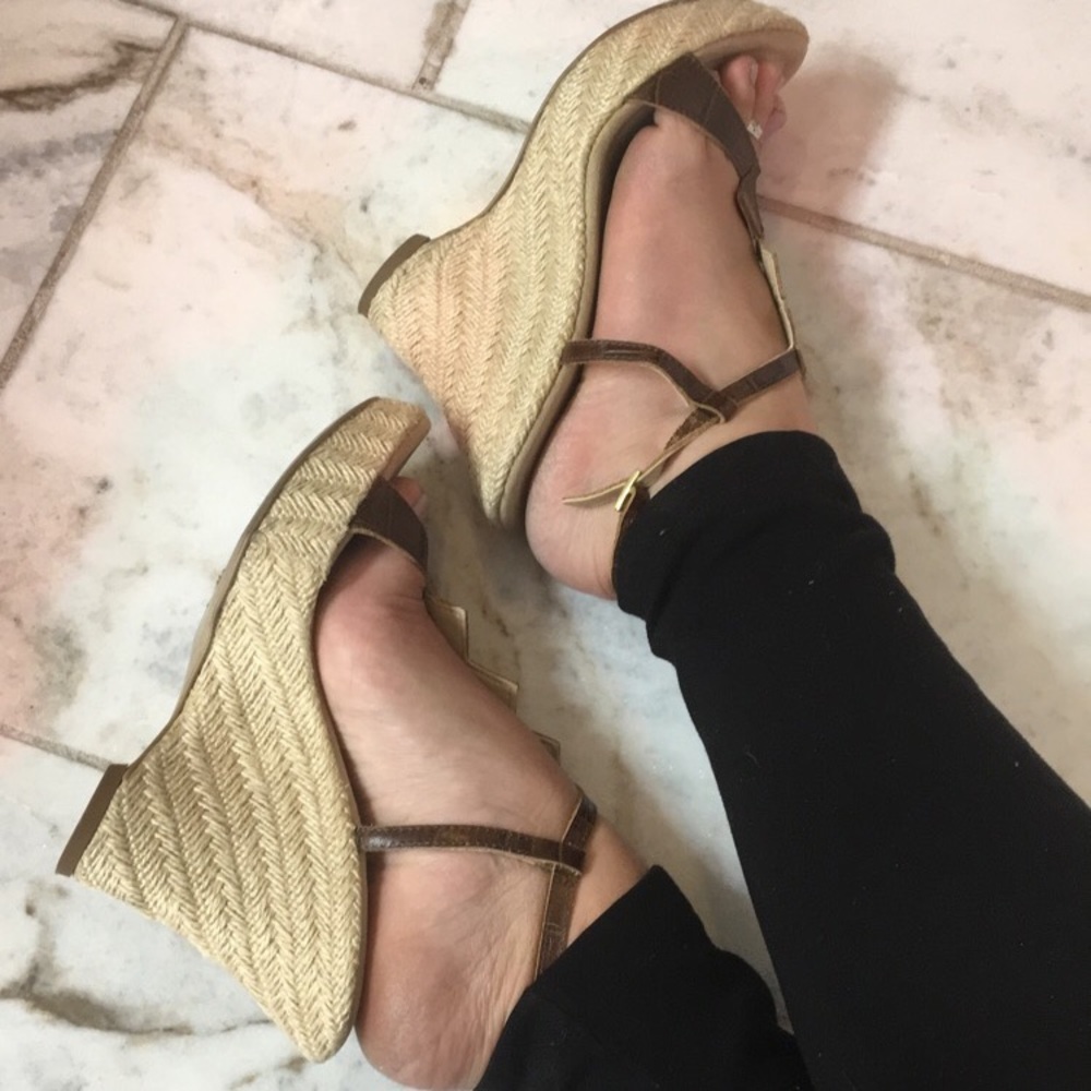 Brown wedge heels